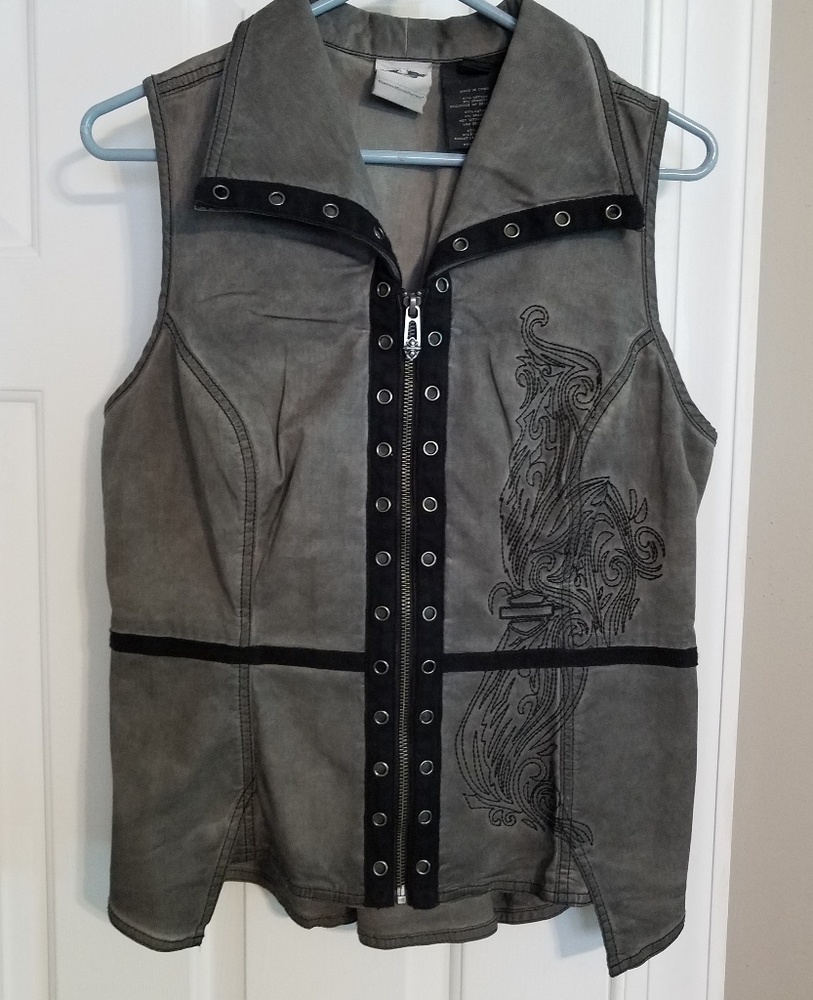 Harley Davidson sleeveless shirt